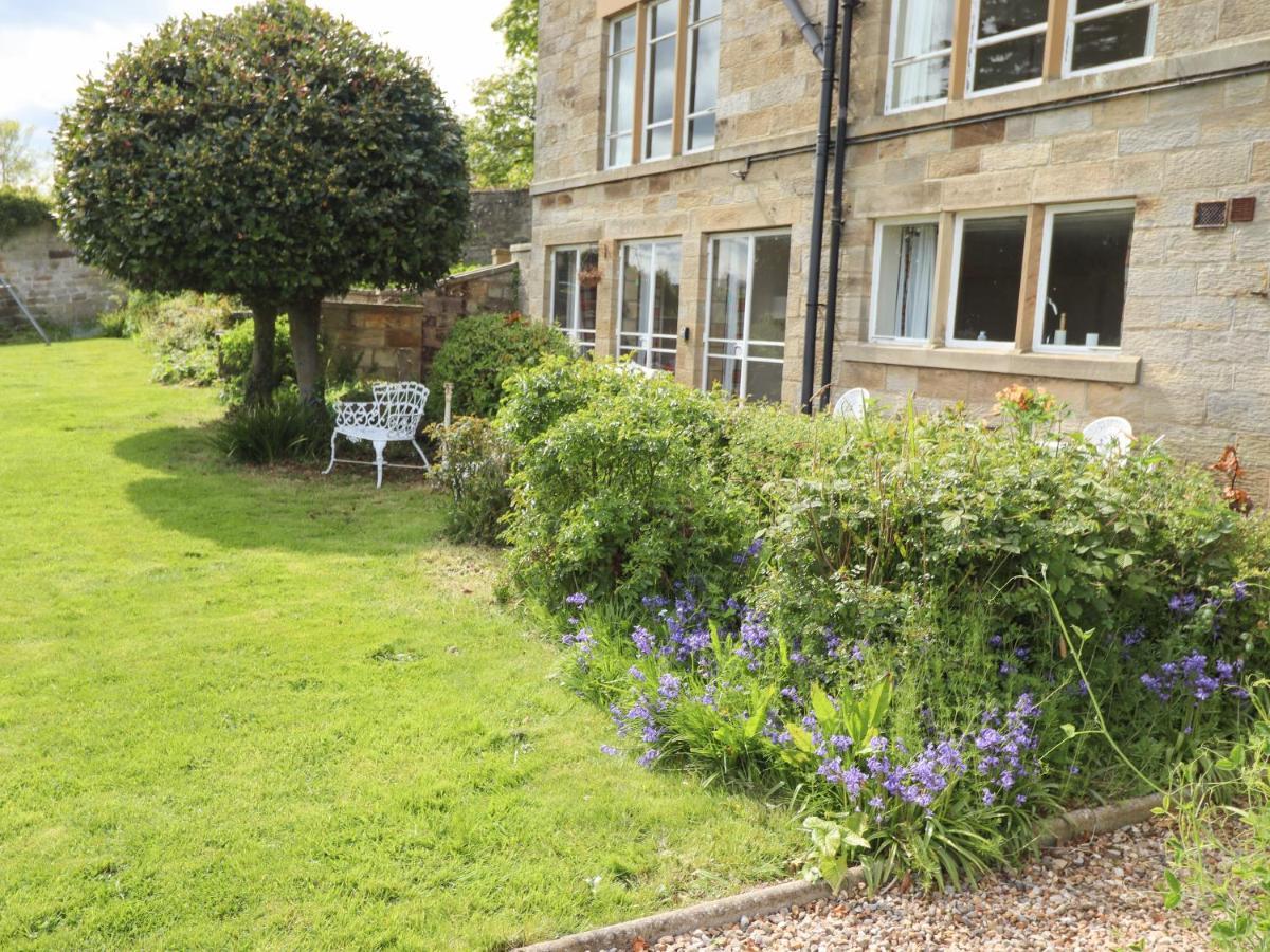 The Garden Apartment Whitby Exterior foto